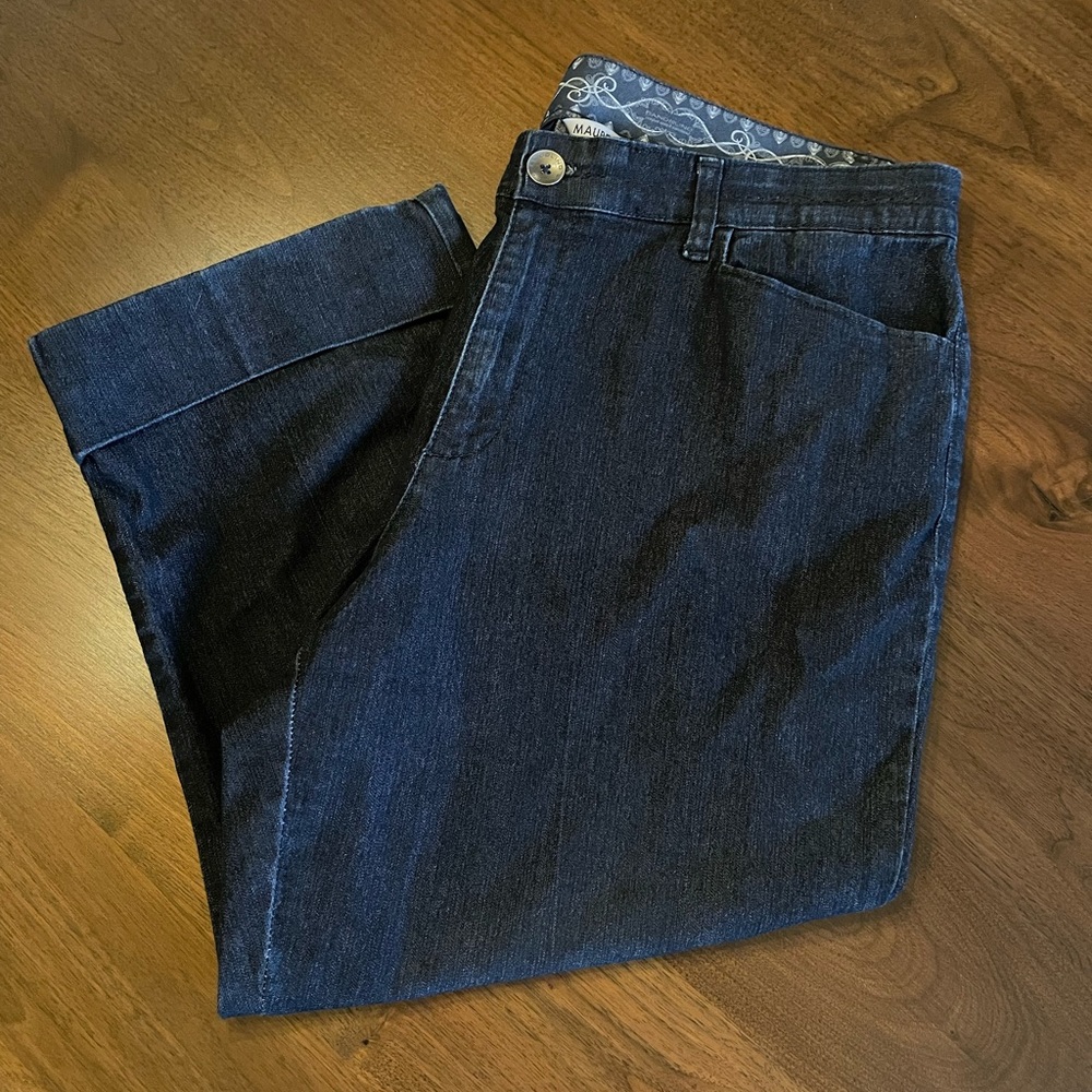 Denim Capris with cuffs, Excellent used condition